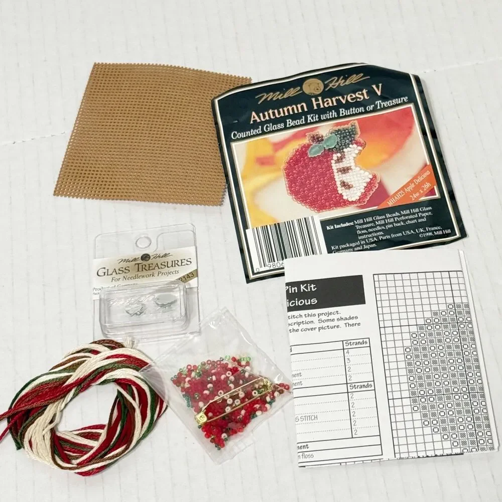 x4 Mill Hill Counted Glass Bead Kit Plaid Basket Apple Delicious Ornament/Pin